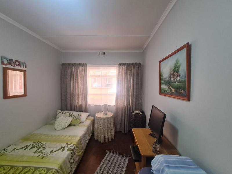 To Let 2 Bedroom Property for Rent in Strand Western Cape